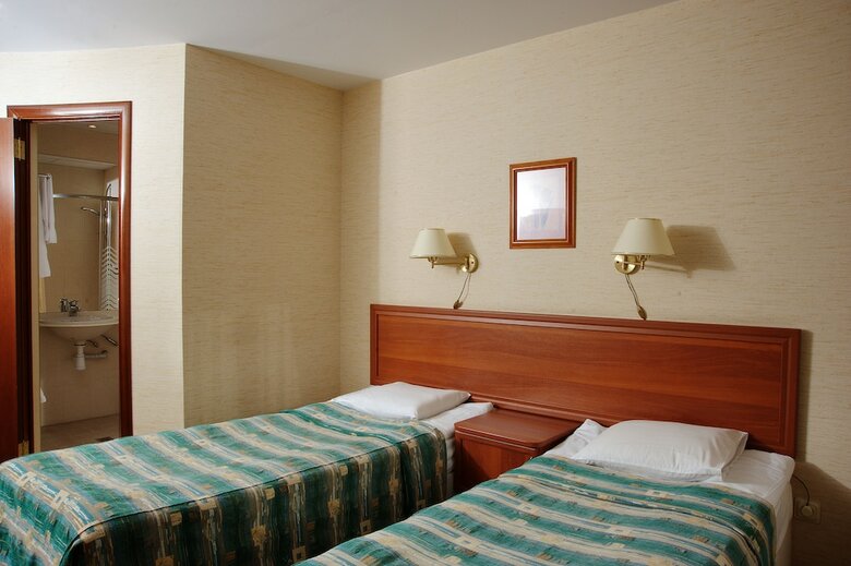 Ladoga Hotel