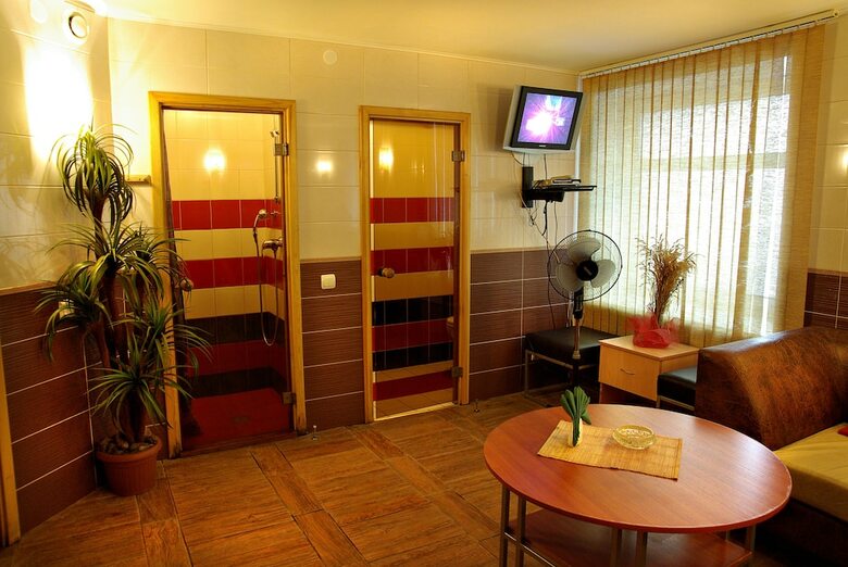 Ladoga Hotel
