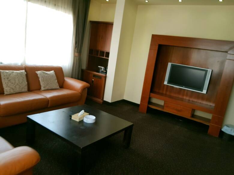 Madisson Hotel