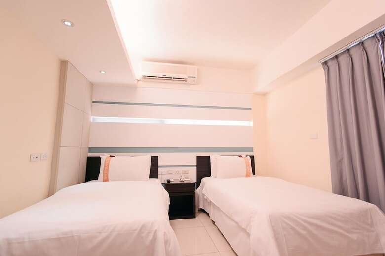 Kiwi Express Hotel - Kaohsiung Station