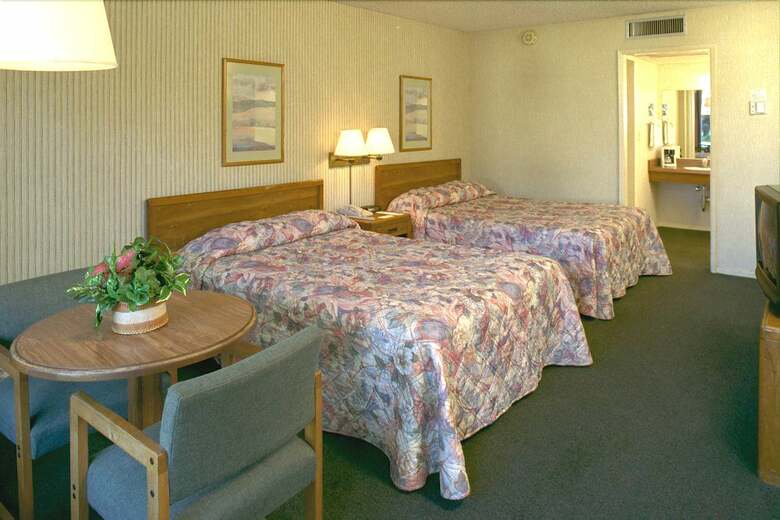 Hotel Budgetel Inn & Suites Modesto