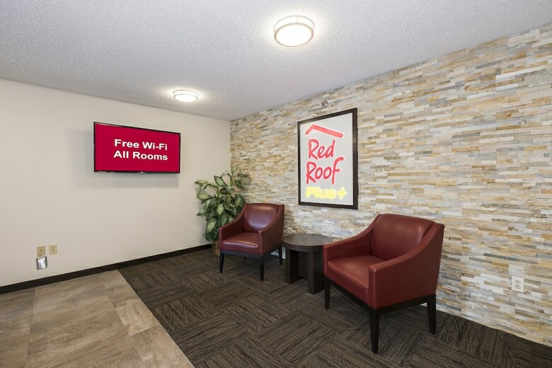 Hotel Red Roof Inn Plus+ & Suites Opelika