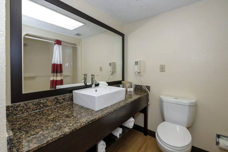 Hotel Red Roof Inn Plus+ & Suites Opelika