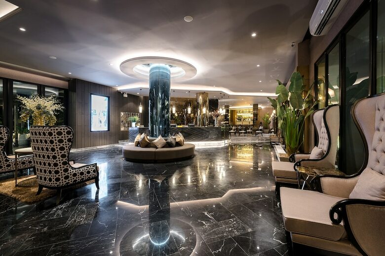 Hinn - Namm Hotel