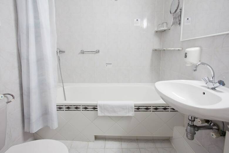 Pannonia Hotel