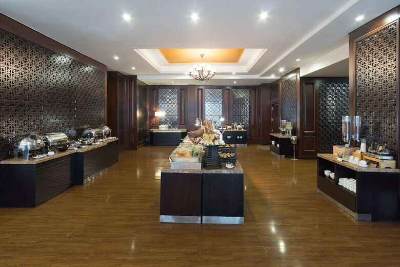 Nhat Ha L'opera Hotel