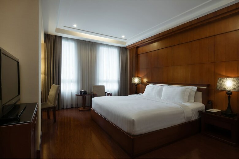 Nhat Ha L'opera Hotel