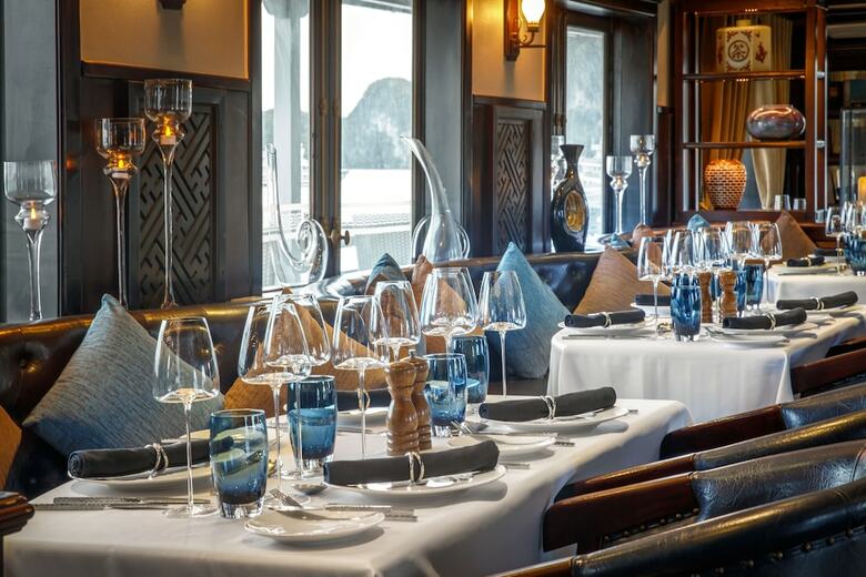 Paradise Luxury Sails Cruise