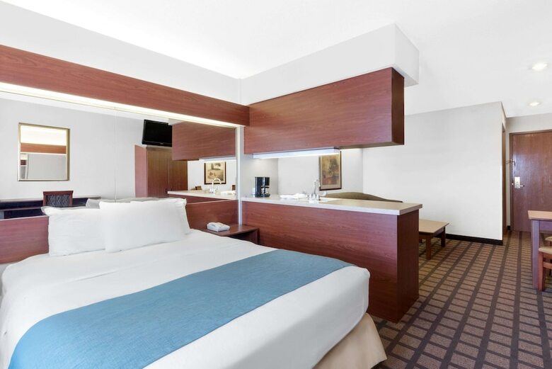 Hotel Microtel Inn & Suites By Wyndham Rapid City