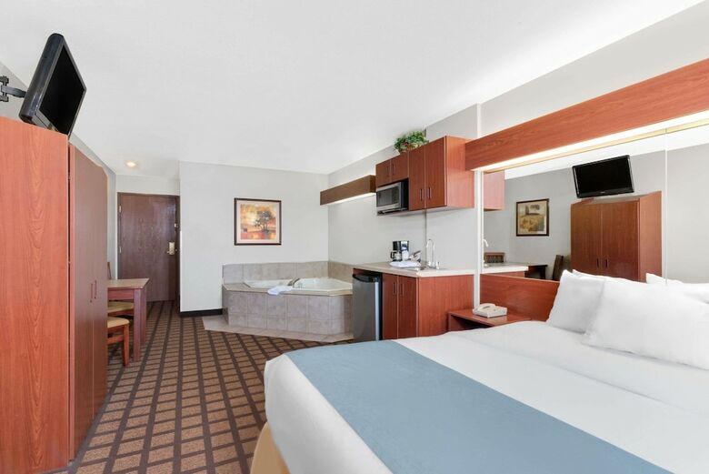 Hotel Microtel Inn & Suites By Wyndham Rapid City