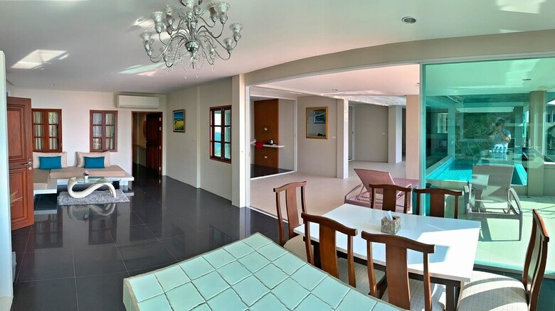 Apartamento Grand Bleu Ocean View Pool Suite