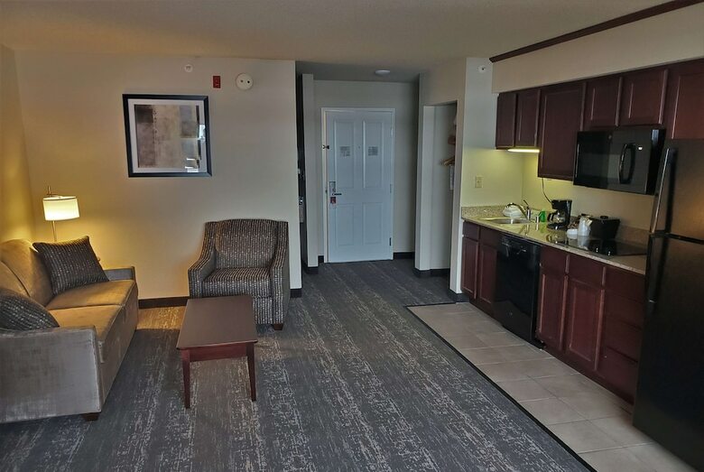 Hotel Hawthorn Suites Oshkosh