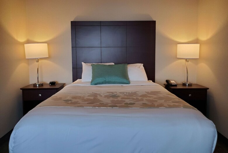 Hotel Hawthorn Suites Oshkosh