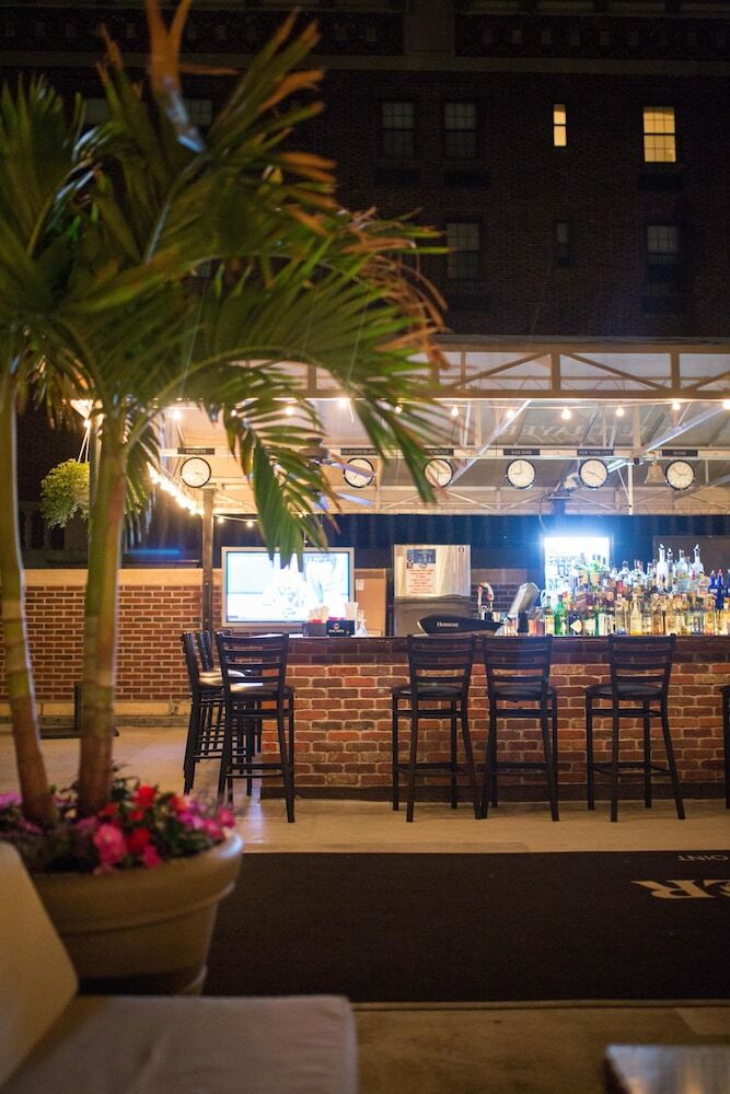 Thayer Hotel