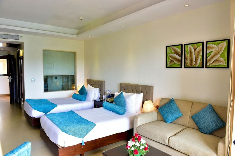 Hotel Golden Tulip Goa Candolim