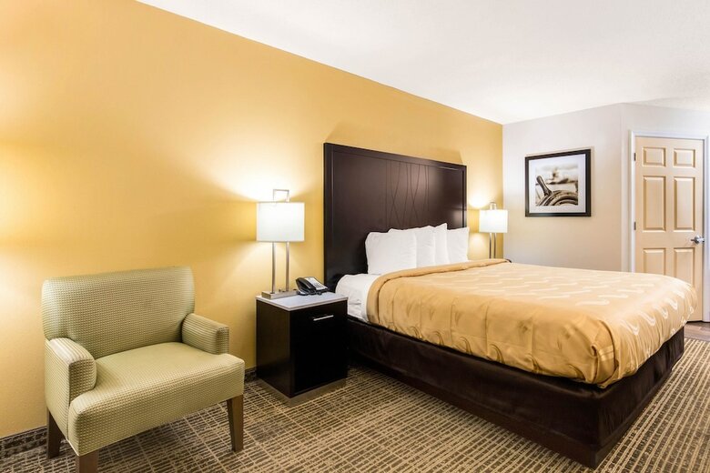 Motel Quality Inn Trussville I-59 Exit 141