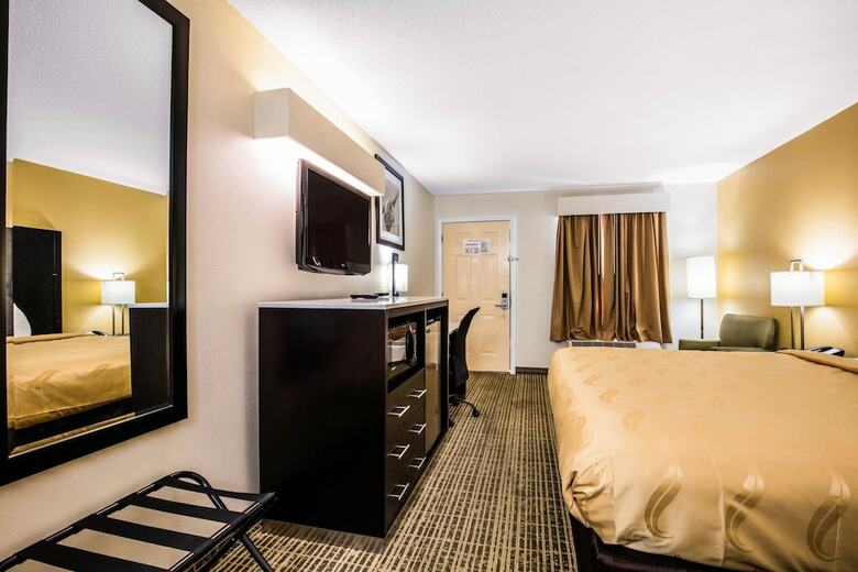 Motel Quality Inn Trussville I-59 Exit 141