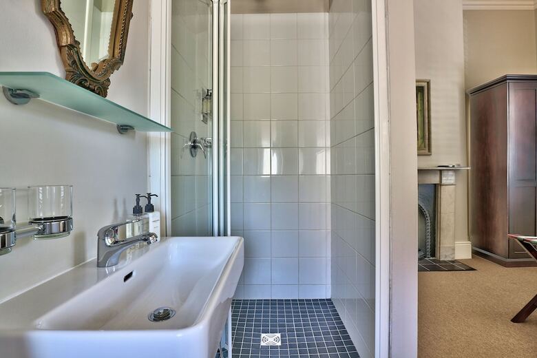 Hotel Underberg House
