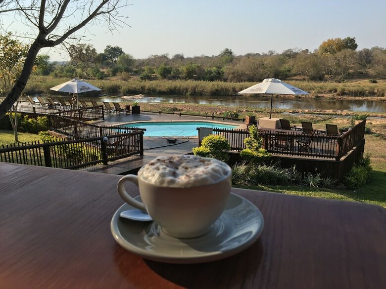 Posada Sabie River Bush Lodge