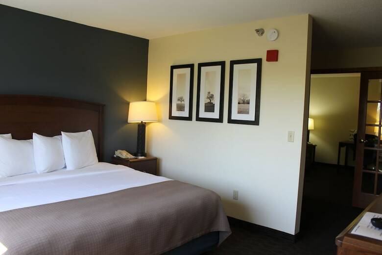 Hotel Americinn By Wyndham Princeton Mn