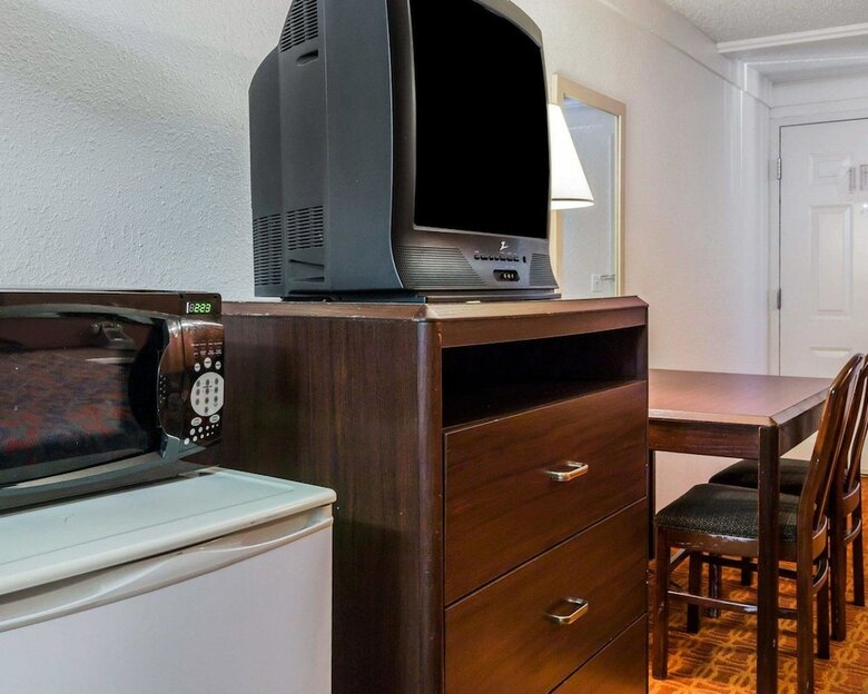 Motel Rodeway Inn Auburn Hills