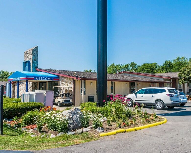 Motel Rodeway Inn Auburn Hills