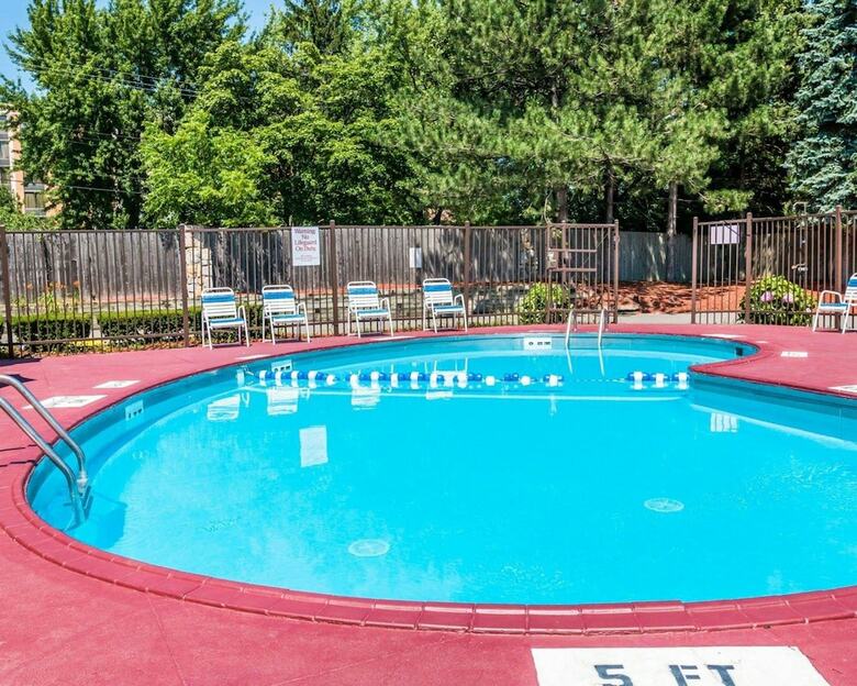 Motel Rodeway Inn Auburn Hills