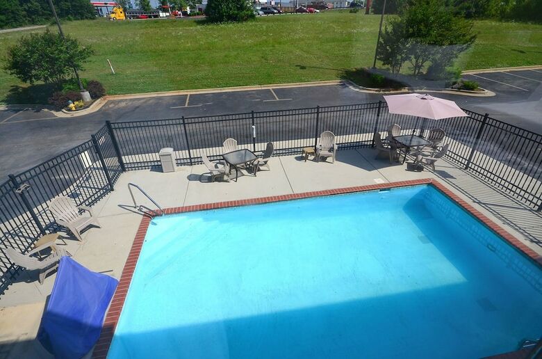 Hotel Sleep Inn Athens I-65