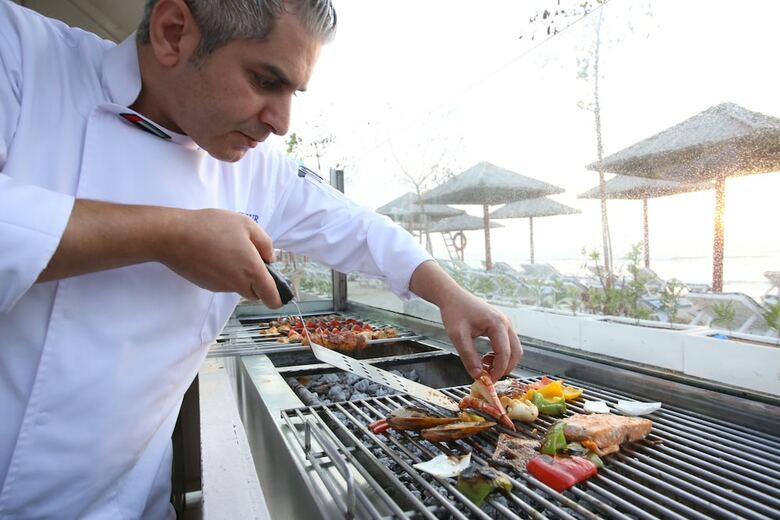 Ramada By Wyndham Beach Hotel Ajman