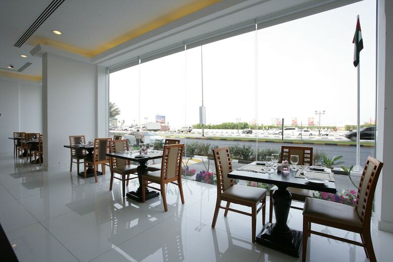 Ramada By Wyndham Beach Hotel Ajman