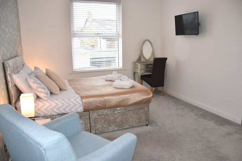 Hotel Spacious Central Cornish Townhouse