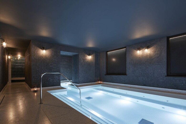 St. James' Court, A Taj Hotel, London