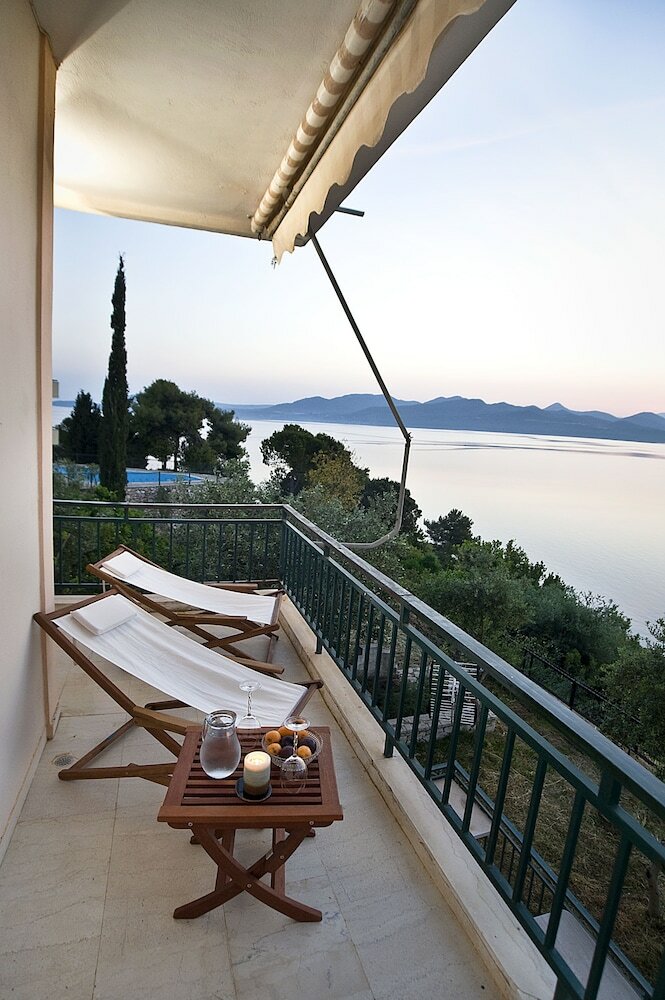 Aparthotel Villa Magemenou