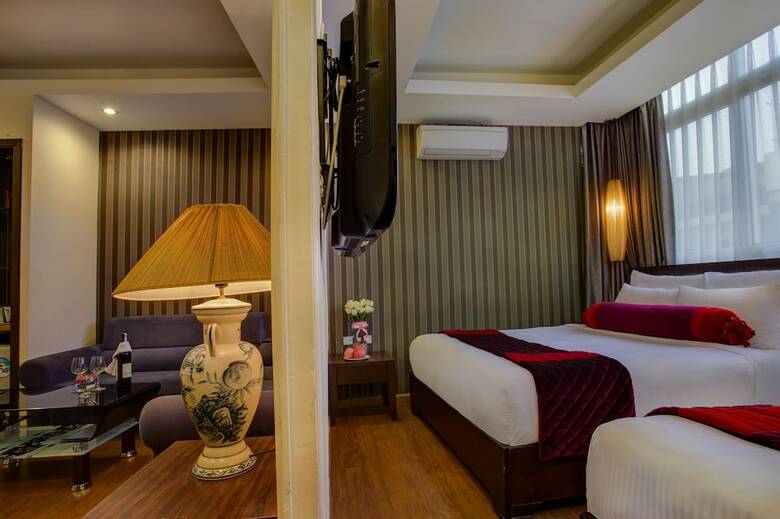 Golden Art Hotel