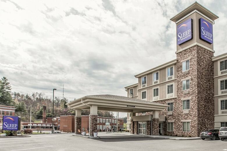 Hotel Sleep Inn & Suites