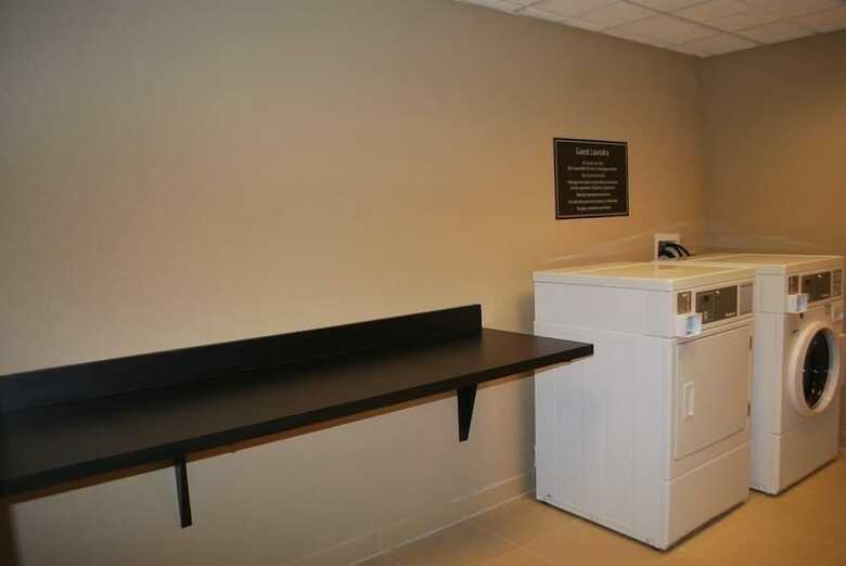 Hotel Sleep Inn & Suites