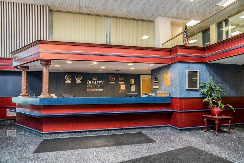 Hotel Quality Inn & Suites Albany Airport