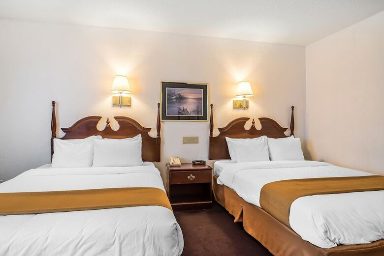 Hotel Quality Inn & Suites Albany Airport