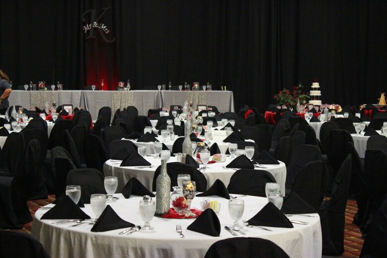 Grand Williston Hotel & Conference Center