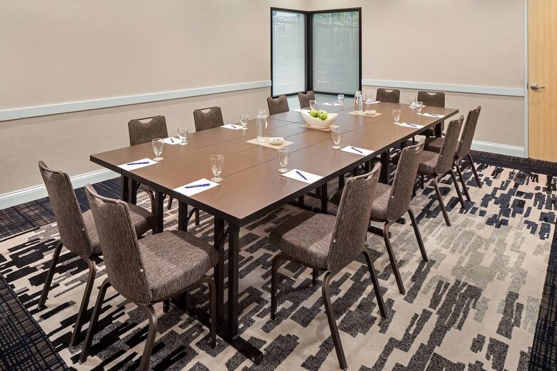 Delta Hotels By Marriott Minneapolis Northeast