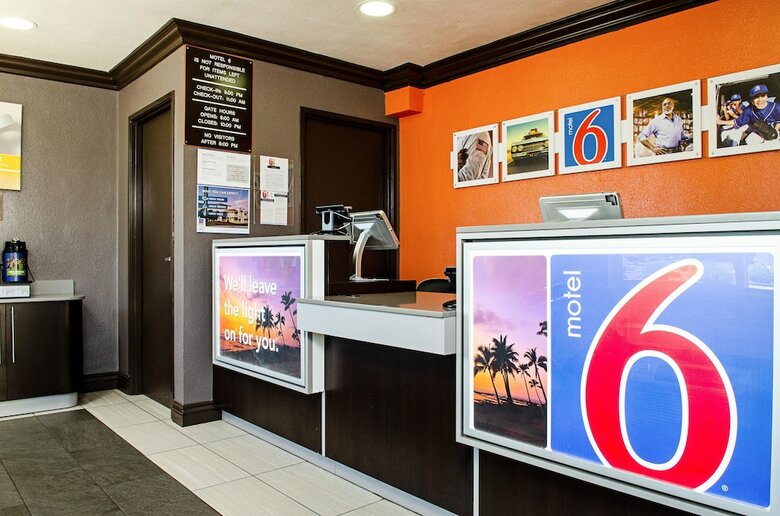 Motel 6 Modesto, Ca - Downtown