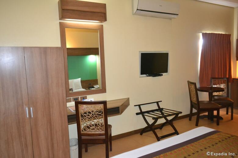 Hotel Microtel By Wyndham General Santos