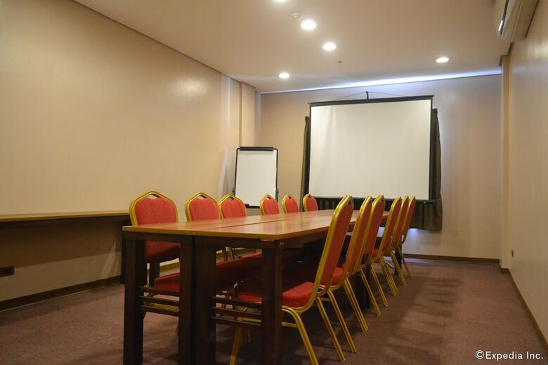 Hotel Microtel By Wyndham General Santos