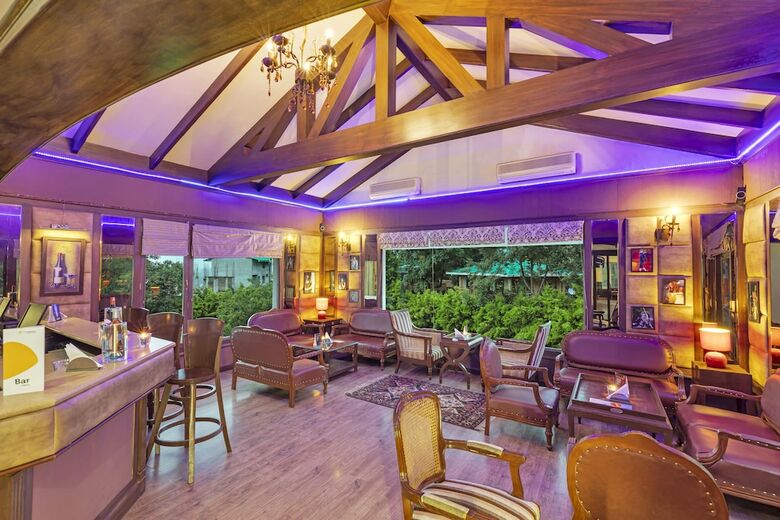 Hotel Club Mahindra Naukuchiatal