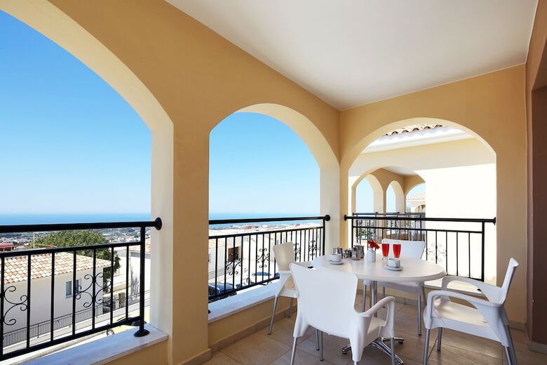 Aparthotel Club St George Resort