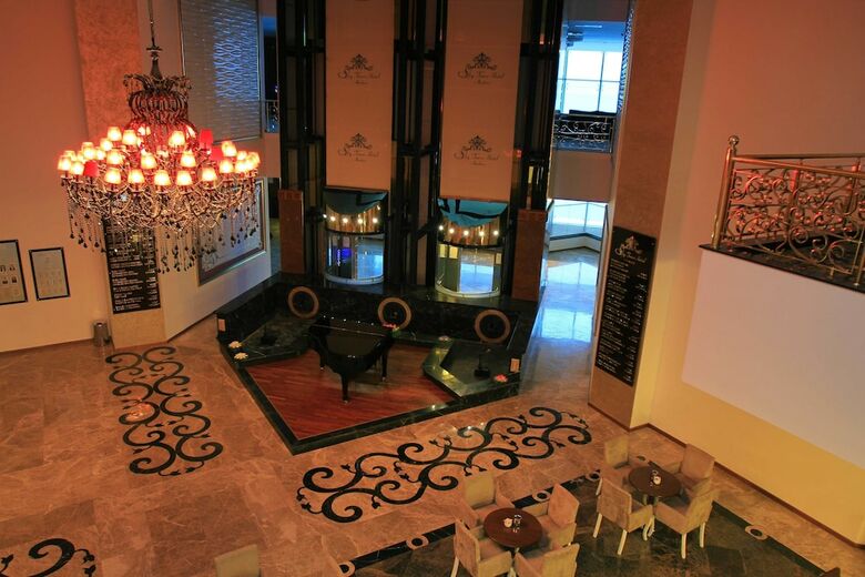Sky Tower Deluxe Hotel
