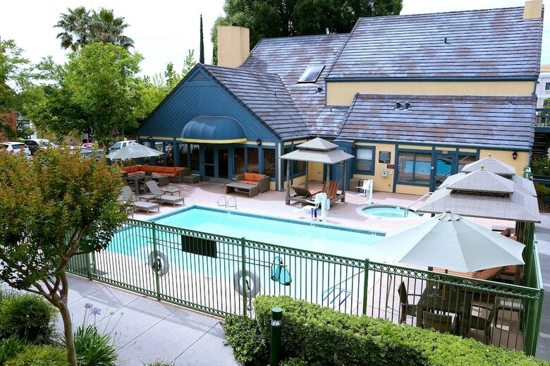 Hotel Sens Extended Stay Residence