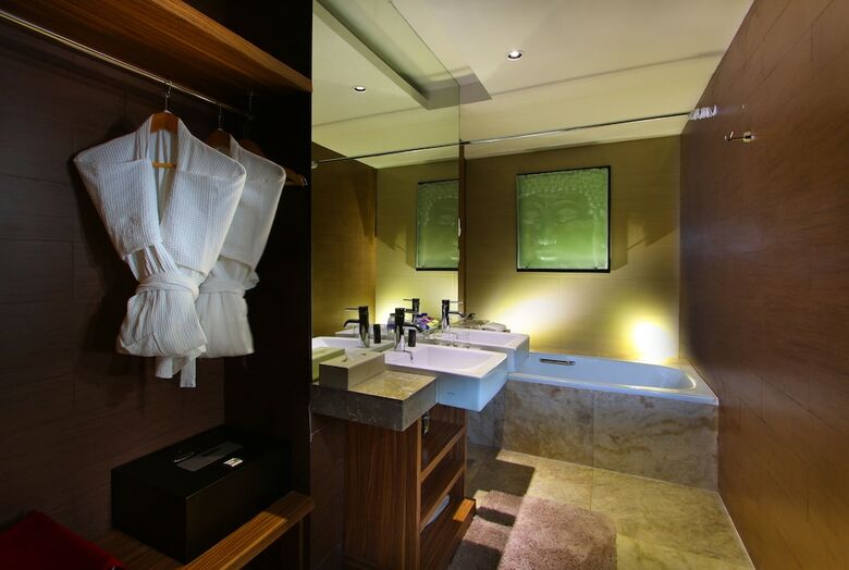 Hotel Amaroossa Suite Bali