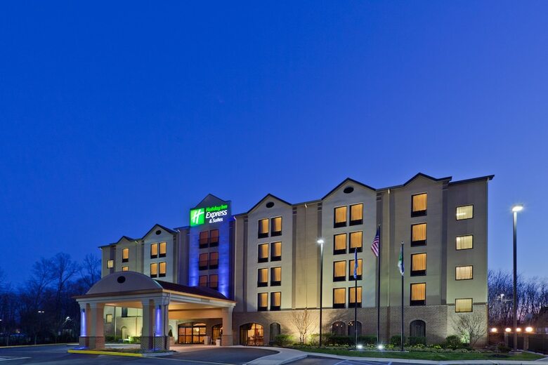Holiday Inn Express Hotel & Suites Dover