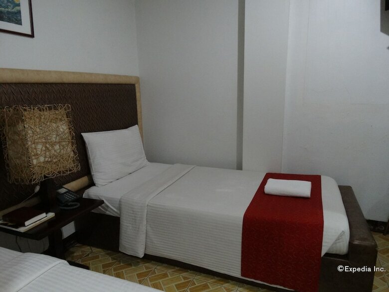 Hotel Ecoland Suites & Inn